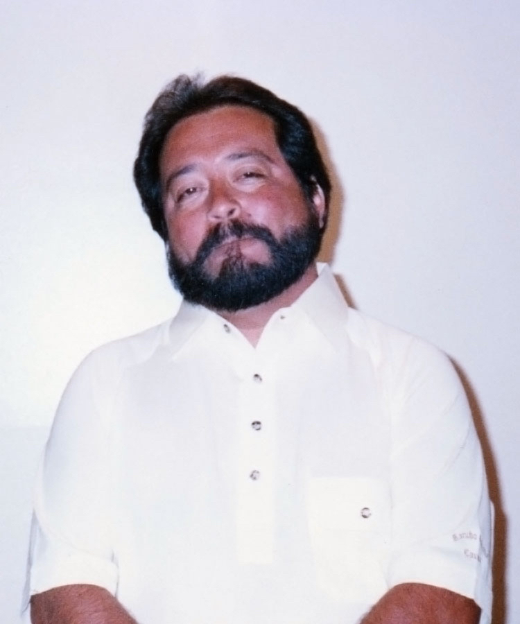 robert zuniga, sr